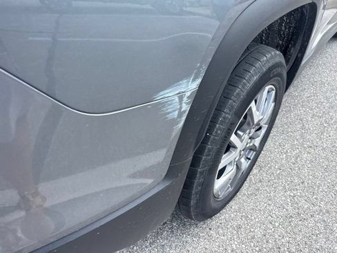 Used 2020 GMC Acadia SLT w/ Premium Package AWD/4WD image 8
