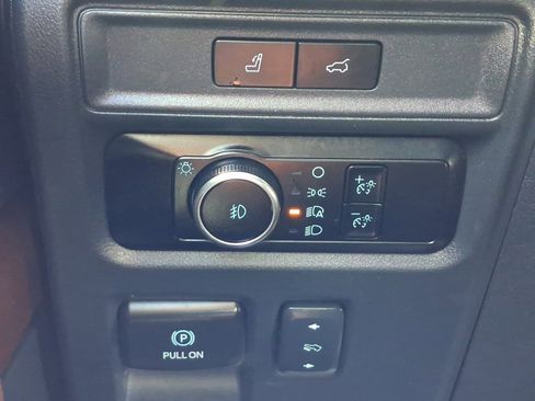 Used 2023 Ford Expedition Limited AWD/4WD image 28