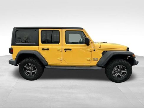 Used 2018 Jeep Wrangler Unlimited Sport S image 25