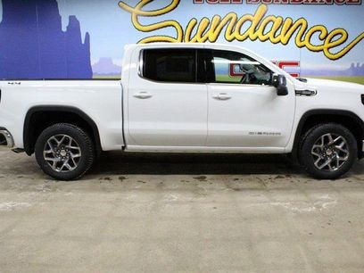 New 2026 GMC Sierra 1500 SLE w/ Preferred Package
