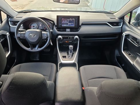 Used 2019 Toyota RAV4 LE w/ All Weather Liner Package image 23