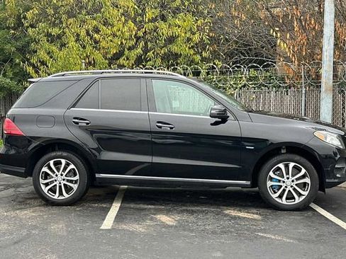 Used 2017 Mercedes-Benz GLE 550e image 7