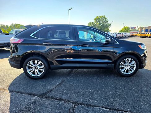 Used 2022 Ford Edge Titanium AWD/4WD image 12