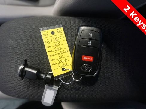Certified 2025 Toyota Corolla Cross LE AWD/4WD image 28