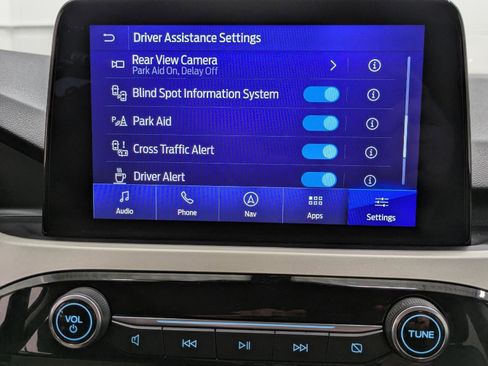 Used 2022 Ford Escape SEL image 8