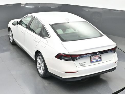 Certified 2024 Honda Accord LX image 30