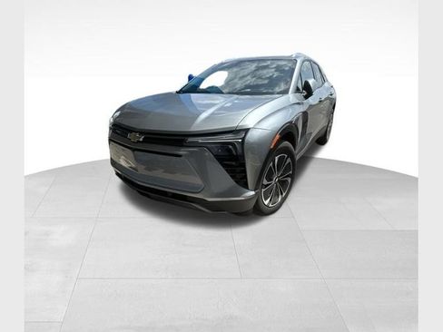 Used 2024 Chevrolet Blazer EV LT AWD/4WD image 1