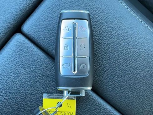 Used 2023 Genesis G80 2.5T image 31