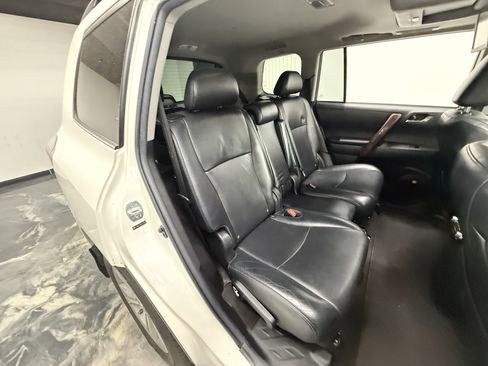 Used 2013 Toyota Highlander Limited AWD/4WD image 26