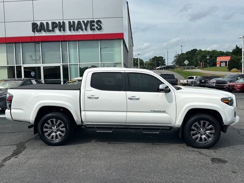 Used 2023 Toyota Tacoma Limited RWD image 2