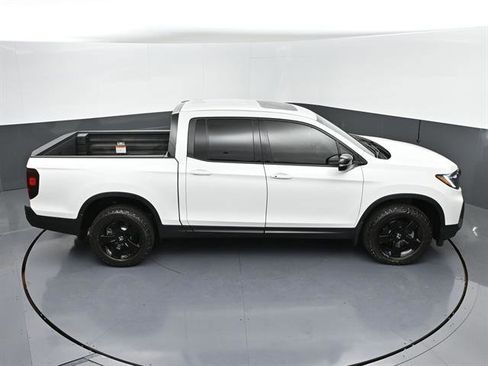 Used 2025 Honda Ridgeline Black Edition image 47