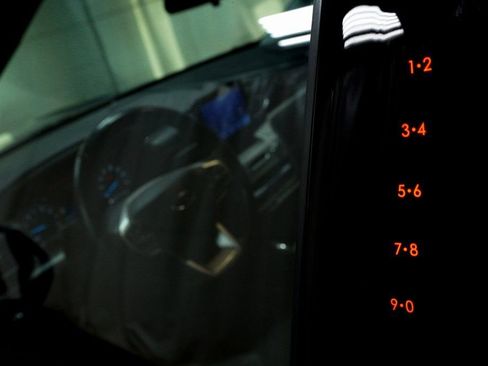 Used 2022 Ford Explorer XLT w/ Equipment Group 202A image 23