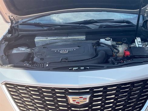 Used 2021 Cadillac XT4 Sport w/ Cold Weather Package image 31