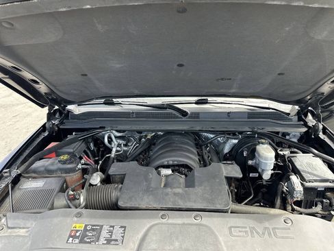 Used 2015 GMC Yukon Denali w/ Premium Package RWD image 32