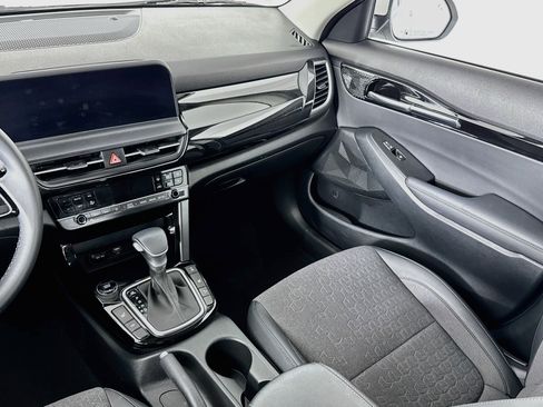 Used 2024 Kia Seltos S AWD/4WD image 23