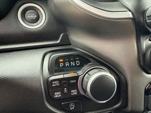 Used 2023 RAM 1500 Big Horn AWD/4WD image 36