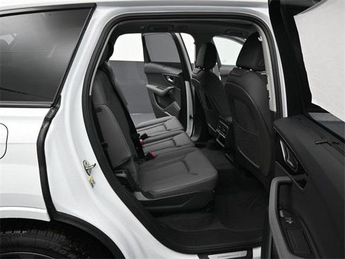 New 2026 Audi Q7 3.0T Premium Plus image 13