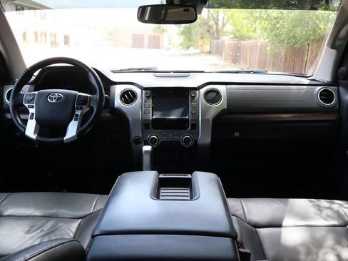 Used 2018 Toyota Tundra Limited w/ Limited Premium Package AWD/4WD image 16