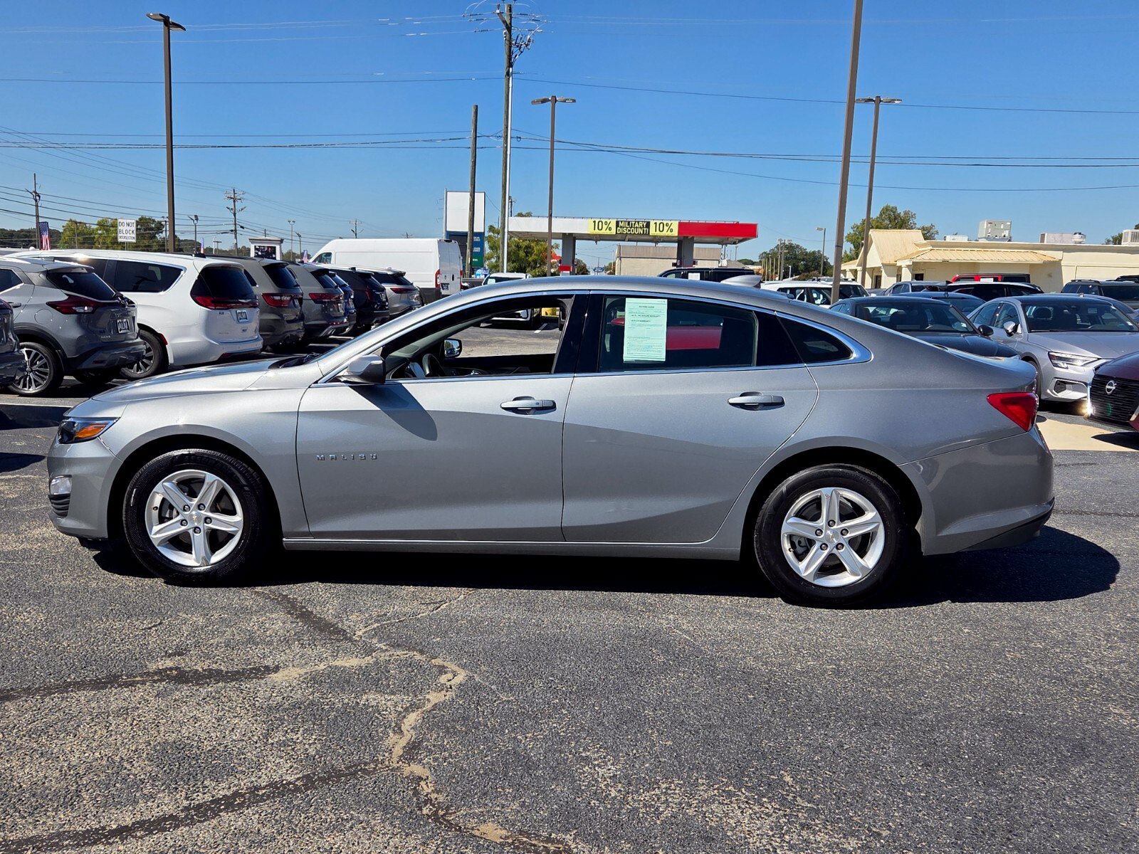 Used 2024 Chevrolet Malibu LT FWD image 4