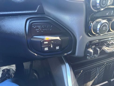 Used 2025 RAM 2500 Big Horn AWD/4WD image 18