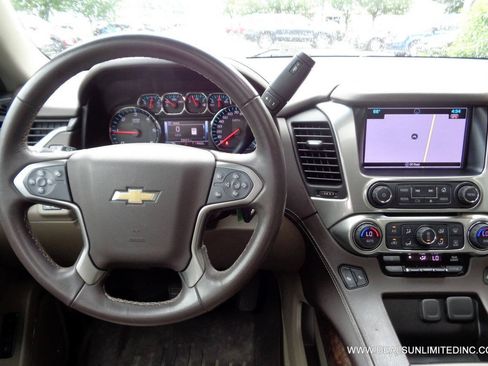 Used 2017 Chevrolet Tahoe LT AWD/4WD image 10