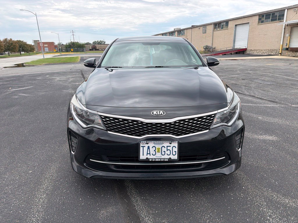 Used 2018 Kia Optima S FWD image 3