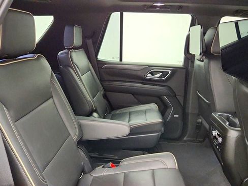 Used 2021 GMC Yukon SLT w/ SLT Premium Package AWD/4WD image 47