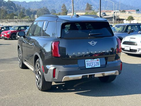 Used 2025 MINI Cooper Countryman S w/ Comfort Package Max image 3