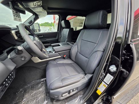 New 2026 Toyota Tundra Platinum AWD/4WD image 11