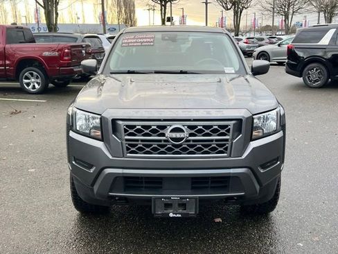 Used 2023 Nissan Frontier SV image 4