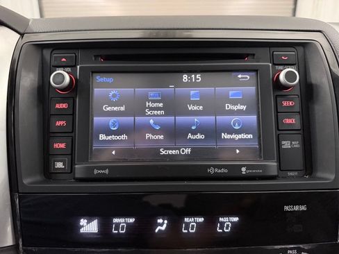 Used 2018 Toyota Sequoia Platinum AWD/4WD image 19