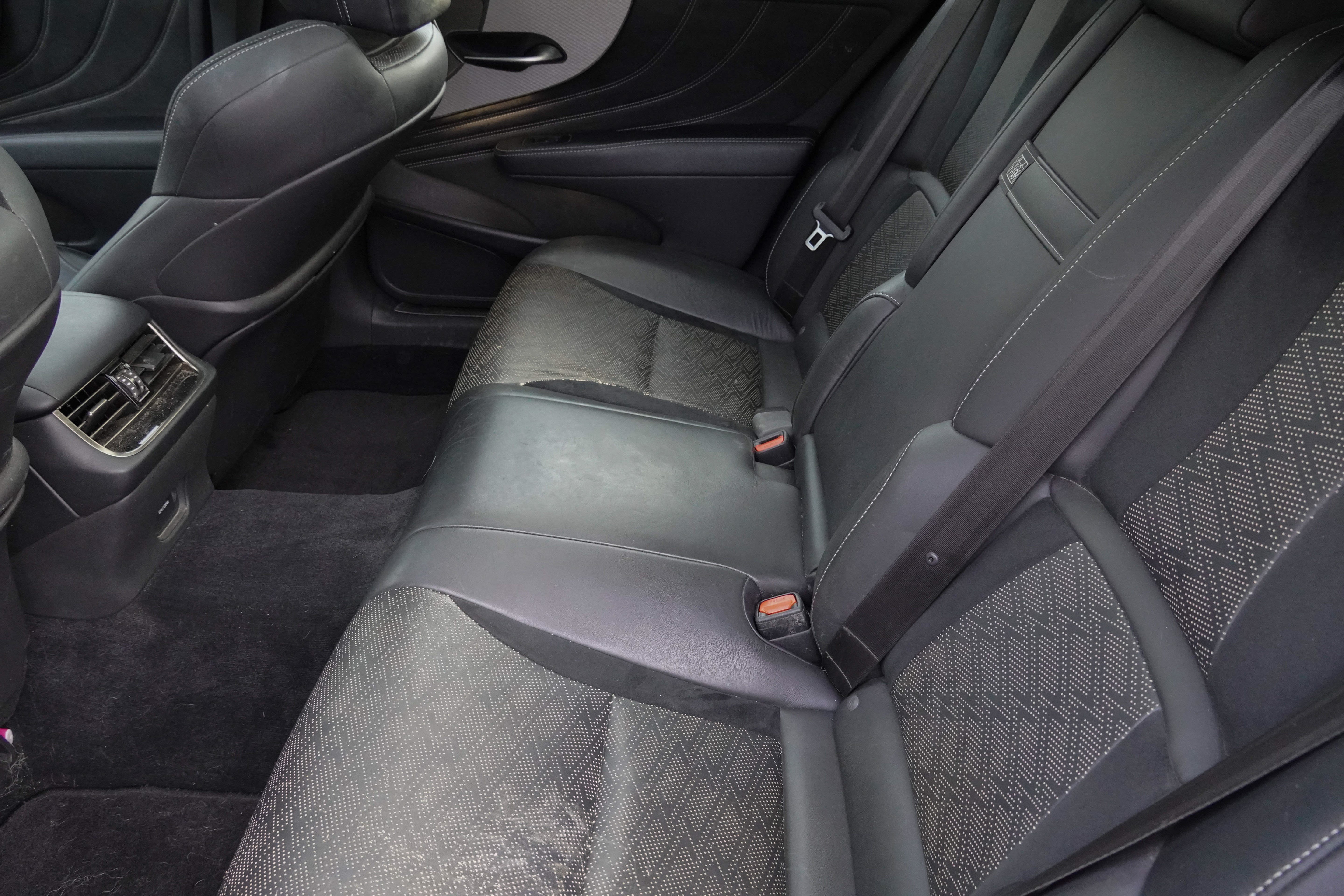 Used 2018 Lexus LS 500 F Sport w/ Accessory Package (Z2) RWD image 37