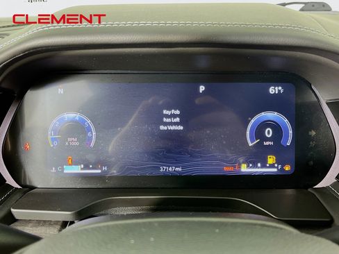 Used 2023 Jeep Grand Cherokee L Limited AWD/4WD image 18