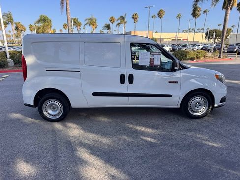 Used 2022 RAM ProMaster City Tradesman FWD image 9