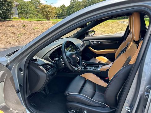 Used 2024 Cadillac CT5 V Blackwing w/ Carbon Fiber Package 2 RWD image 42