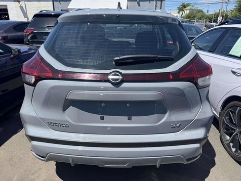 Used 2024 Nissan Kicks SV FWD image 12
