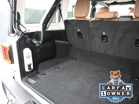 Used 2023 Jeep Wrangler Unlimited Sahara w/ Cold Weather Group image 21