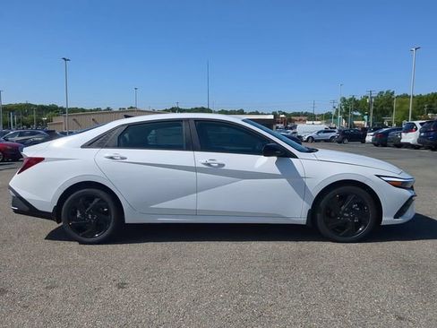 New 2026 Hyundai Elantra Sport FWD image 3