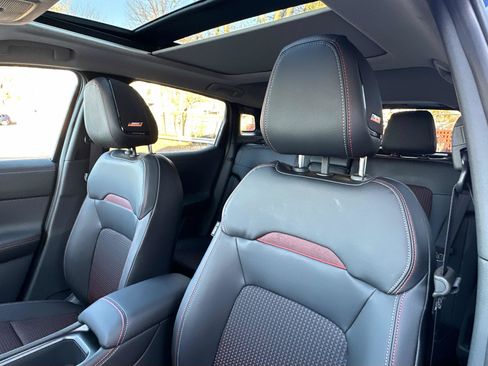 New 2026 Nissan Kicks SR w/ SR Premium Package image 26