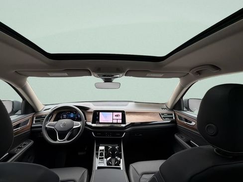 New 2026 Volkswagen Atlas SE FWD image 36