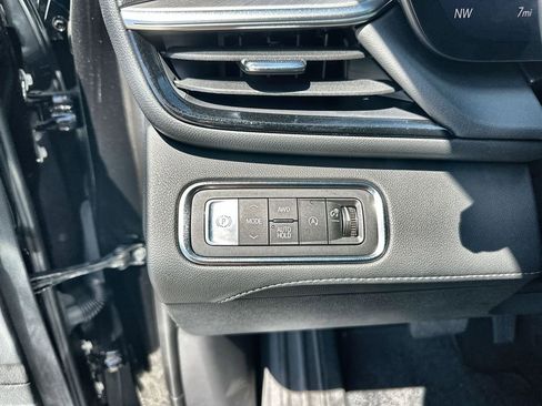 Used 2026 Buick Enclave Avenir w/ Super Cruise Package image 18