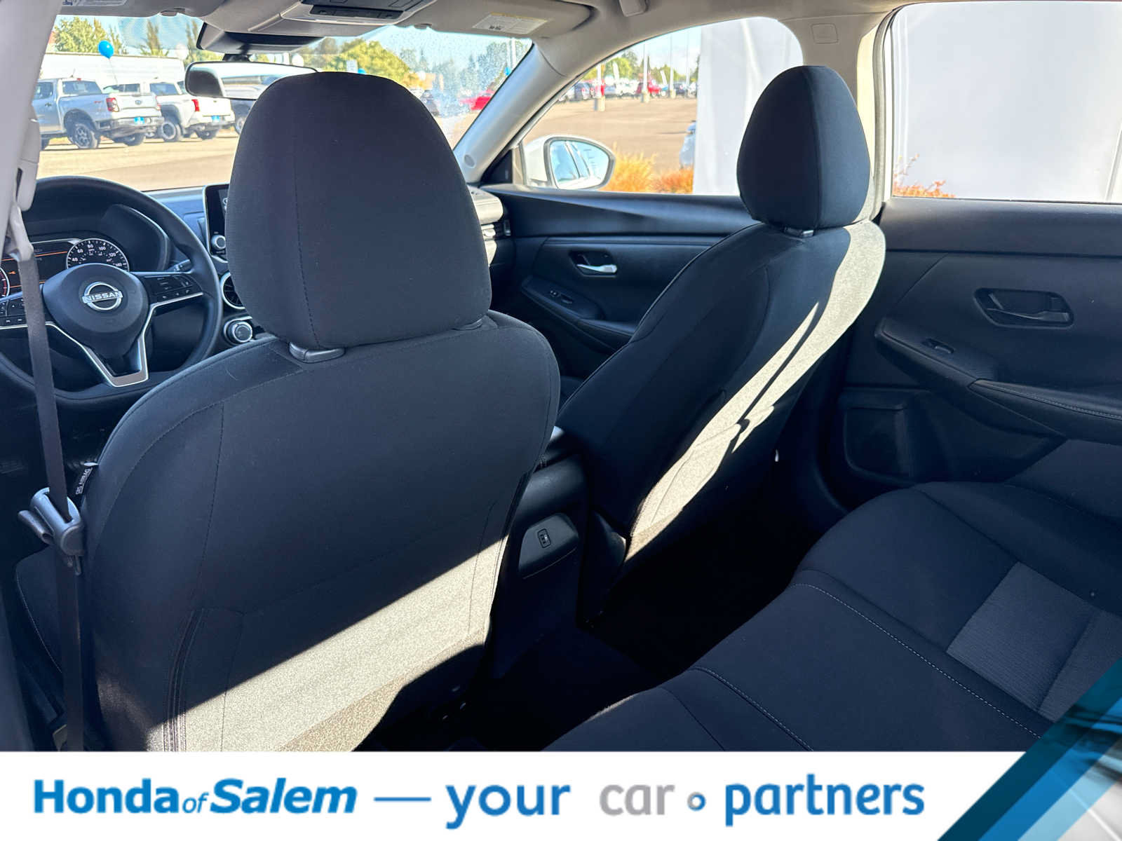 Used 2025 Nissan Sentra SV FWD image 12