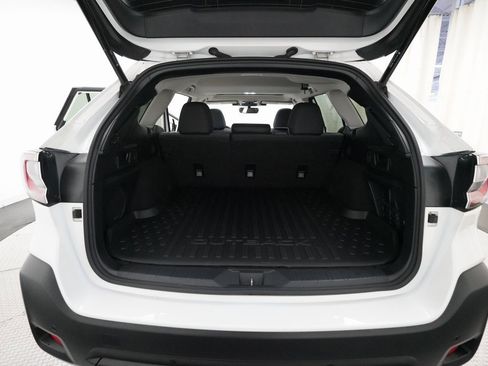 Used 2024 Subaru Outback Onyx Edition XT image 10