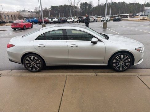 Used 2023 Mercedes-Benz CLA 250 4MATIC w/ Premium Package image 21
