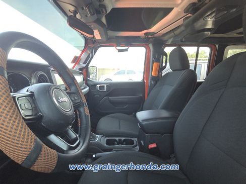 Used 2019 Jeep Wrangler Unlimited Sport S AWD/4WD image 10