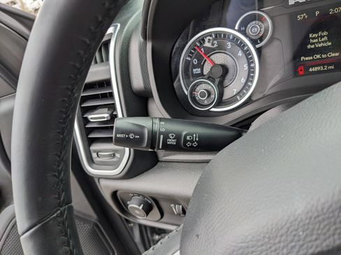 Used 2023 RAM 1500 Big Horn image 31