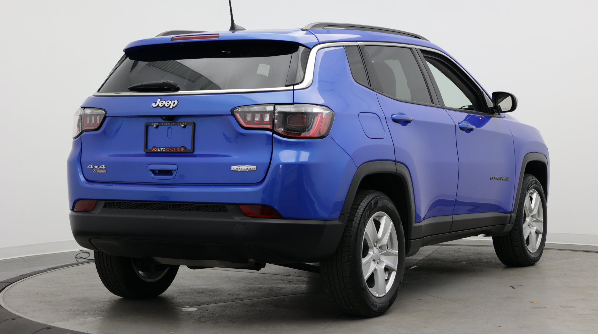 Used 2022 Jeep Compass Latitude AWD/4WD image 6