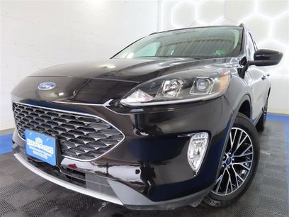 Used 2022 Ford Escape SEL w/ Technology Package