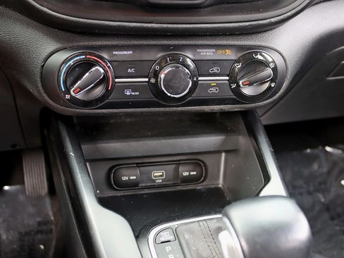 Used 2020 Kia Soul X-Line FWD image 24