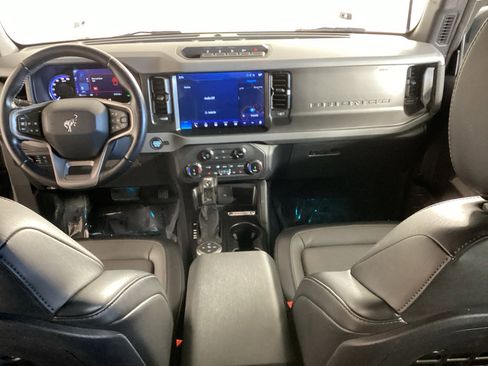 Used 2022 Ford Bronco Everglades AWD/4WD image 15